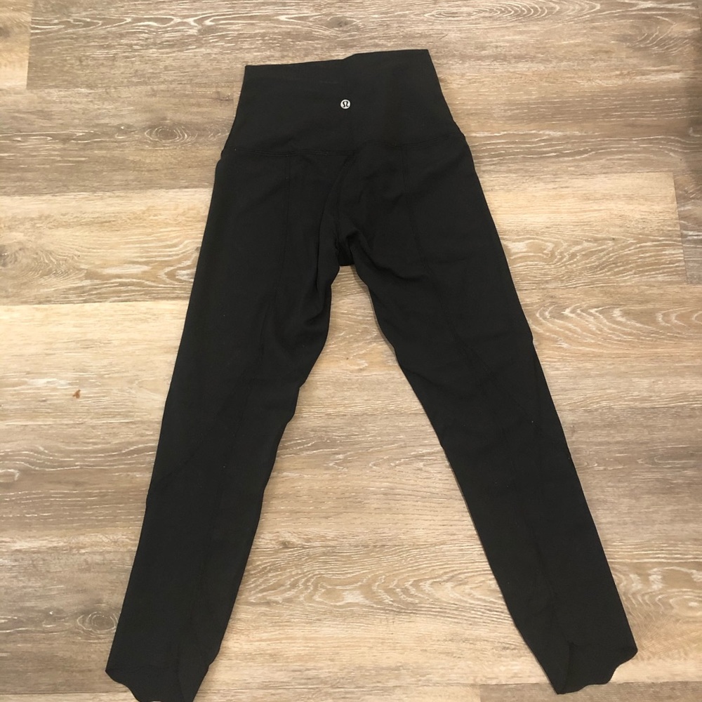 Black lululemon leggings